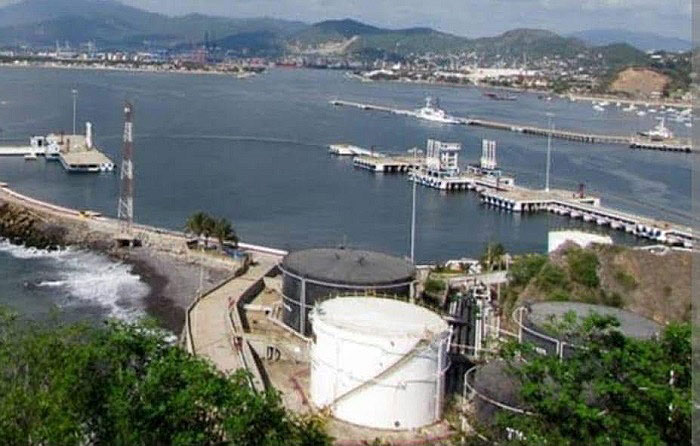 Manzanillo podrá recuperar el Rompeolas ¡PEMEX hace maletas!