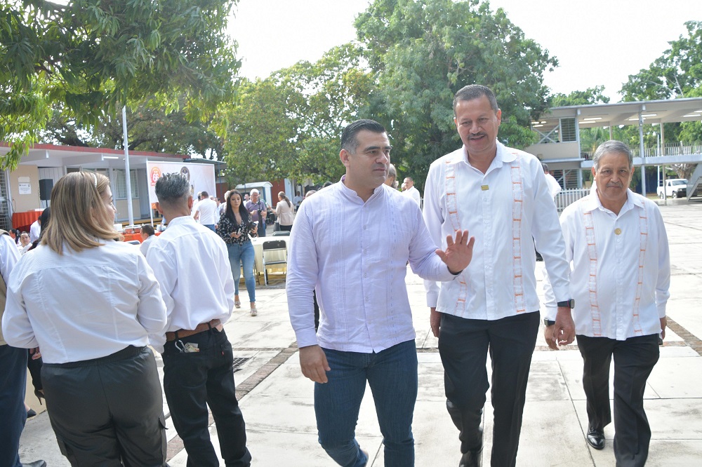 El Presidente Riult Rivera Gutiérrez, felicitó a las y los maestros de la Sección 39 del SNTE