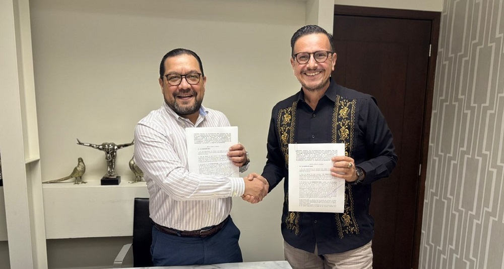 Subsecretaría de Trabajo y Notarios firman convenio para apoyar a la población colimense