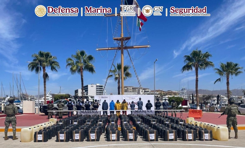 En Baja California Sur, aseguran alrededor de 4.5 toneladas de cocaína y detienen a cuatro personas