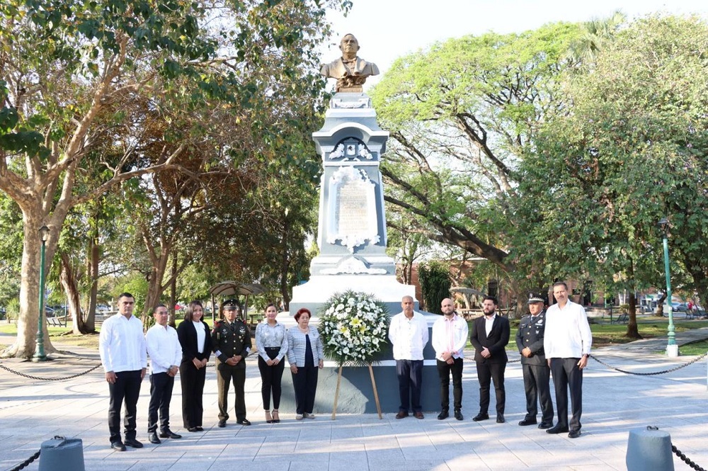 Conmemora Gobierno del Estado de Colima el 219 aniversario del natalicio de Benito Juárez