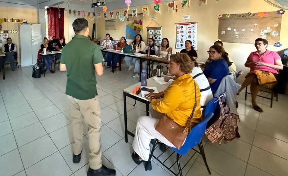 Educación Colima fortalece comunidades de aprendizaje de docentes de Educación Especial
