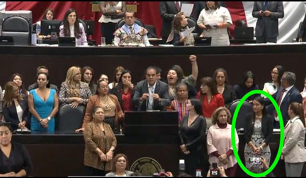 Gabriela Benavides, diputada de Manzanillo, vota a favor de proteger a Cuauhtémoc Blanco