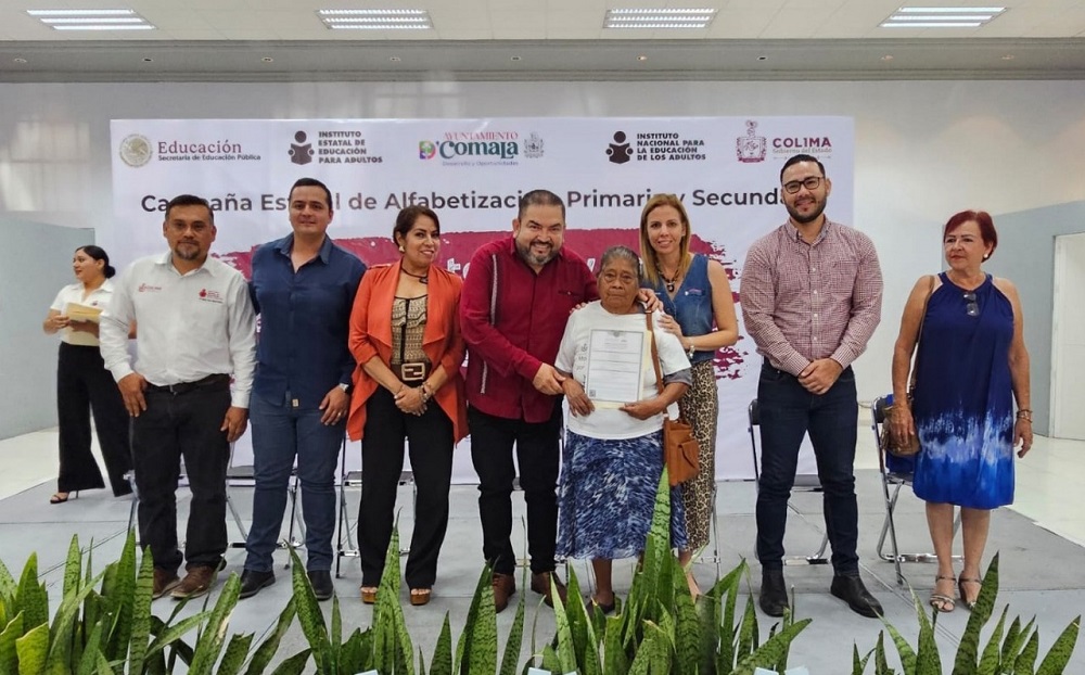 Comala se suma a la Caravana de Alfabetización del IEEA Colima
