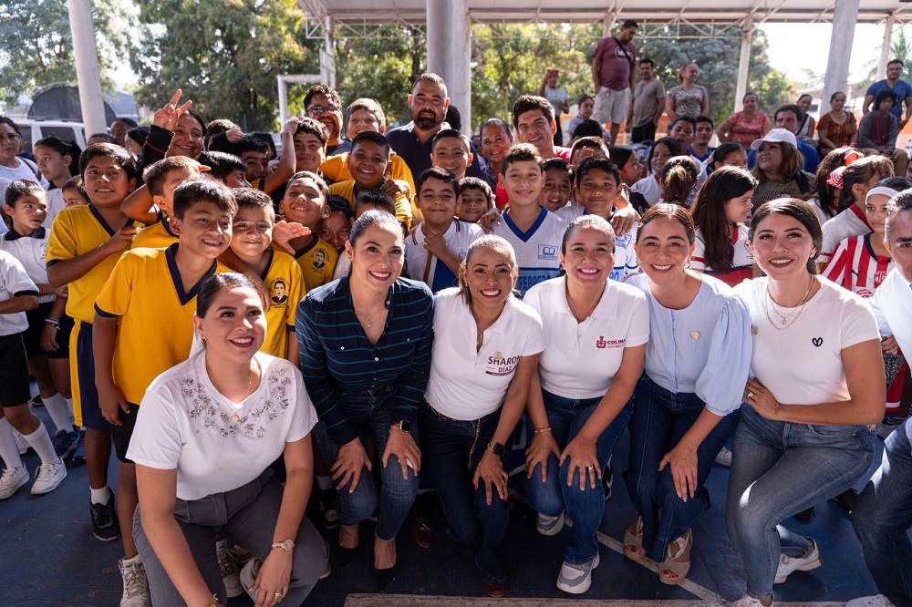 Gobernadora de Colima inauguró los Juegos Deportivos Escolares, en Manzanillo