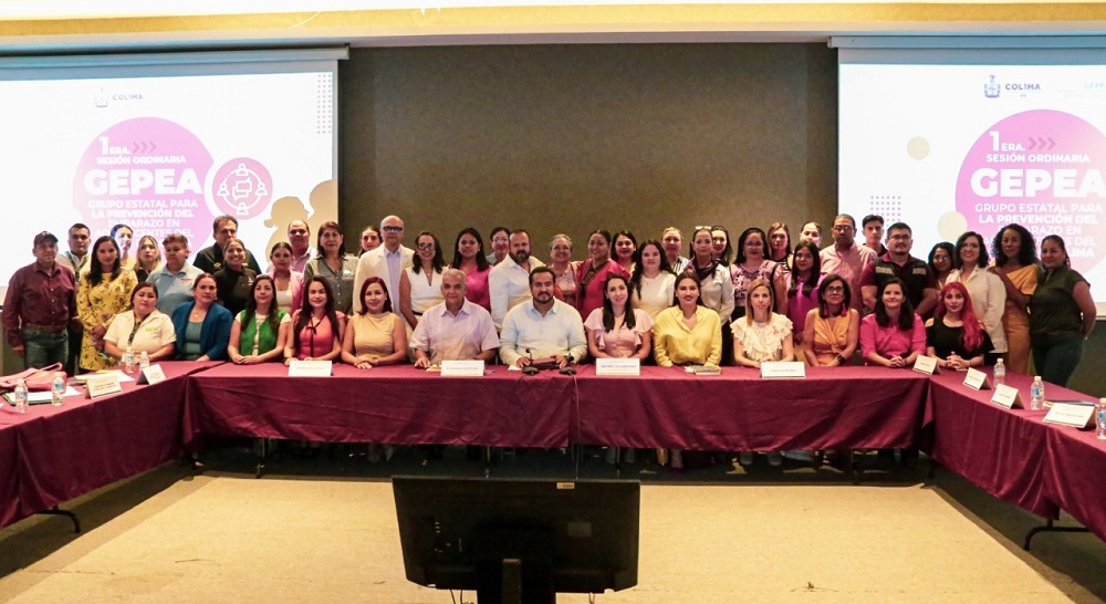 Instancias del Gobierno del Estado de Colima se reúnen para implementar protocolo contra embarazos en adolescentes