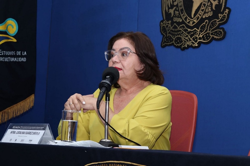 Rectora de la Universidad Intercultural de Colima imparte charla en la UNAM