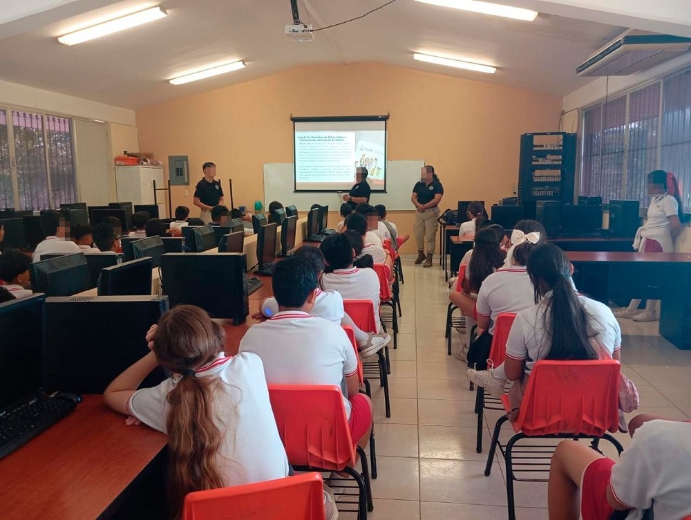 SSP refuerza programas de prevención en entornos digitales con estudiantes de secundaria en Colima