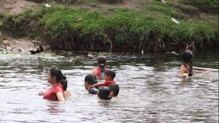 Exhorta Conagua a vacacionistas a no nadar en canales de riego, presas, lagos y ríos para evitar poner en riesgo su seguridad