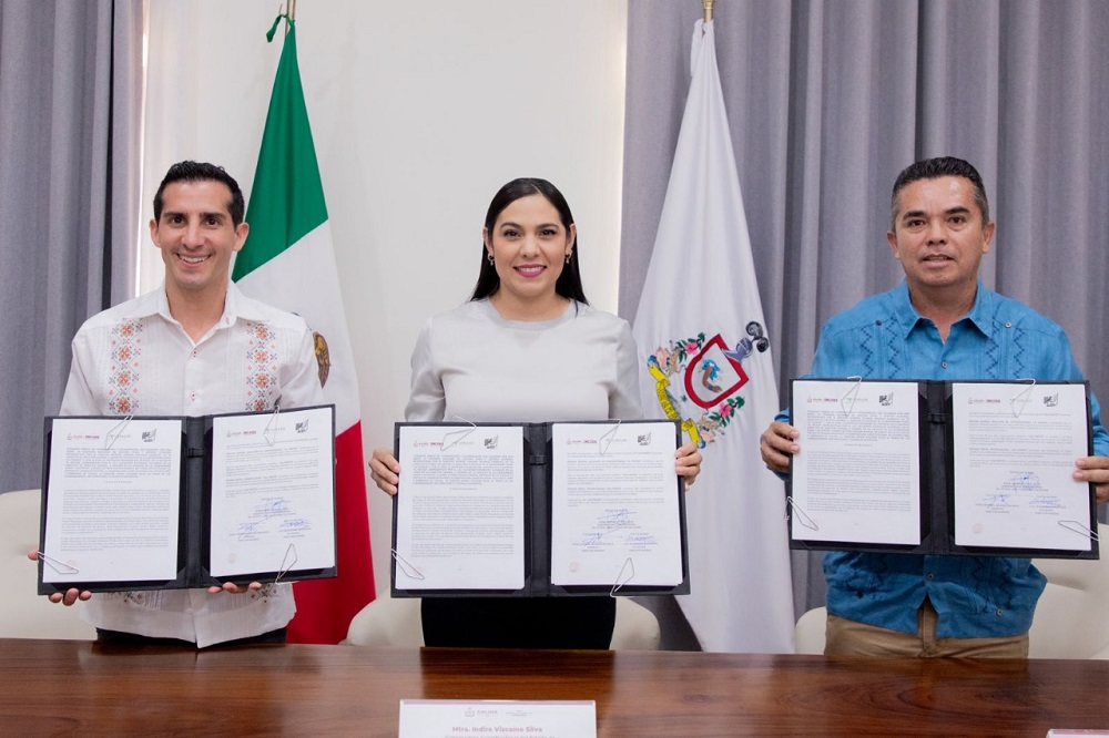 Indira Vizcaíno atestigua convenio entre Incode y Conade, para seguir desarrollando el deporte en Colima