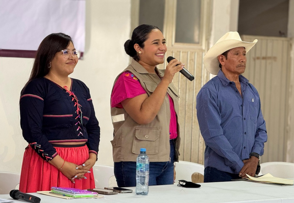 En Asambleas Comunitarias, Suchitlán y Zacualpan definieron el uso que darán a los recursos del FAIS: Rosario Silva
