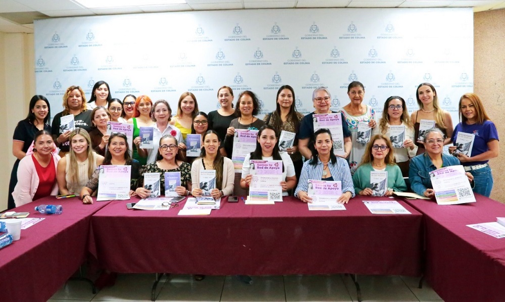 ICM presenta Cartilla de Derechos y explica protocolo de aborto seguro a feministas