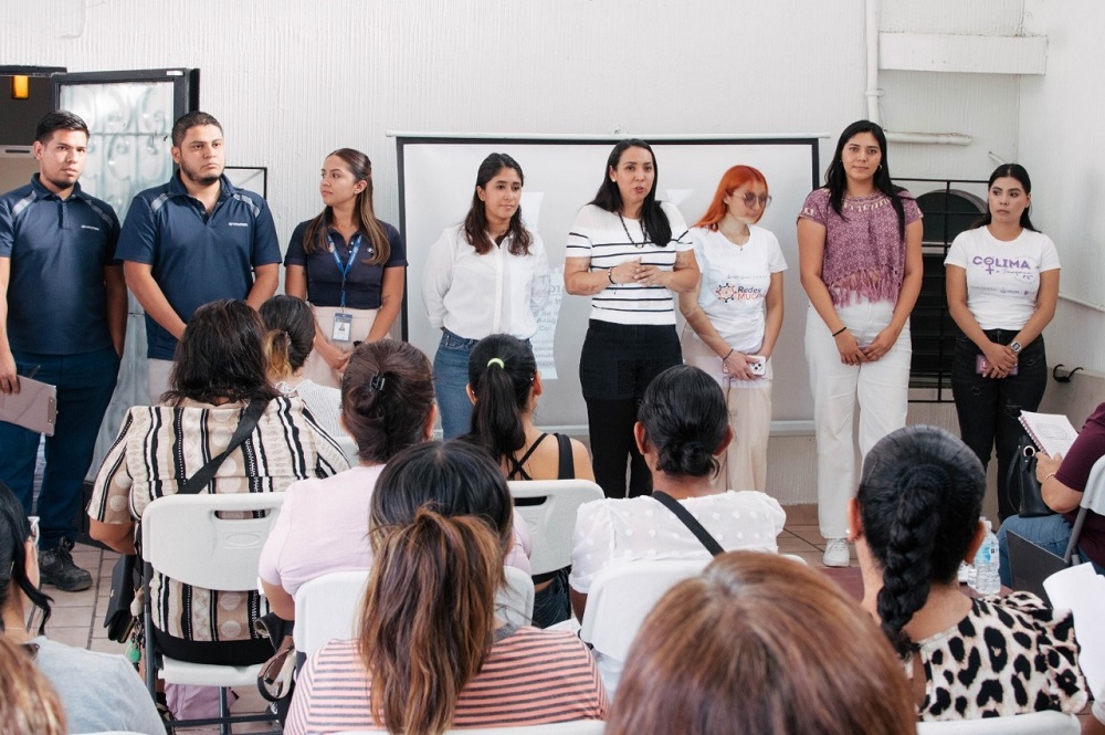 Gobierno del Estado de Colima y Hyundai imparten taller gratuito de mecánica a mujeres; hubo 336 inscritas
