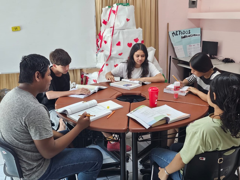 IEEA intensifica alianzas para erradicar el analfabetismo en el estado de Colima