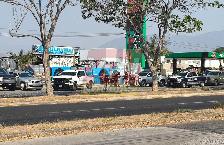 Muere hombre agredido a balazos en un autolavado en la carretera a Comala