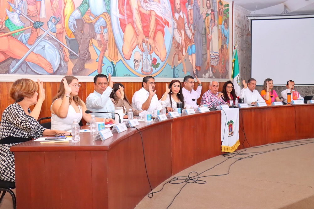 Aprueba Cabildo de Colima por unanimidad otorgar seguridad social a quienes están formándose como policías