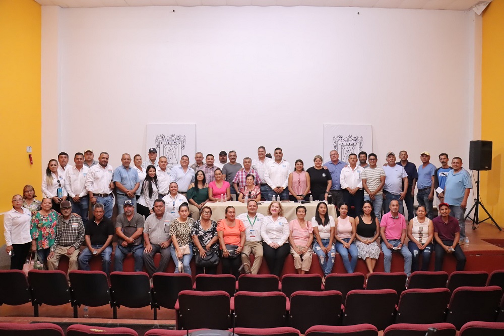 Gobierno de Riult Rivera se reúne con autoridades ejidales y auxiliares del municipio de Colima