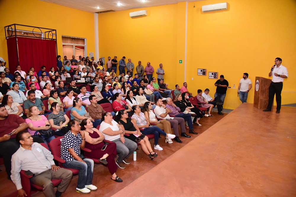 Capacita Gobierno de Riult Rivera a personal municipal sobre ética en el servicio público