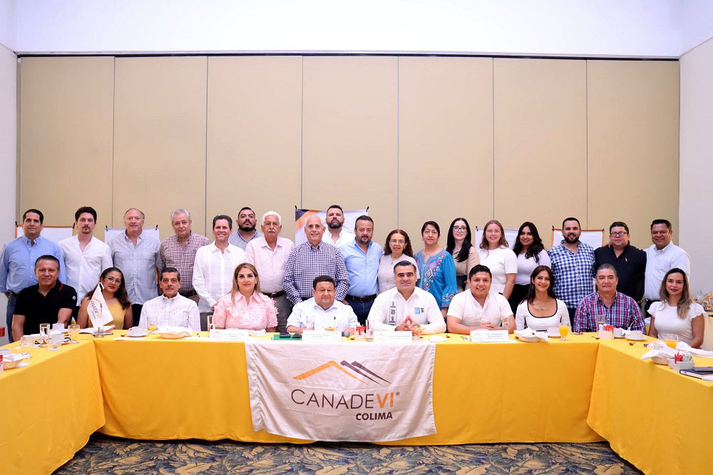 Presidente Riult Rivera se compromete a ser facilitador en trámites para la construcción de viviendas en el municipio