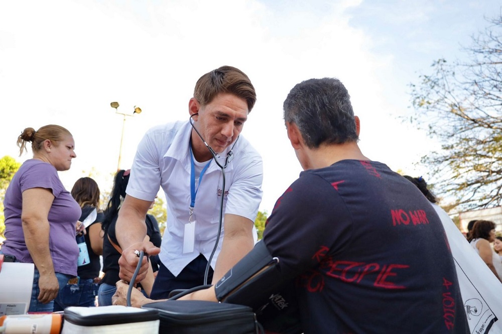 Salud Colima advierte riesgos por hipertensión arterial y brinda detecciones integradas gratuitas