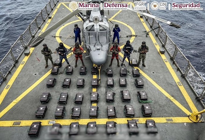 En operativo en la mar, se aseguró más de una tonelada de cocaína frente a las costas de Guerrero
