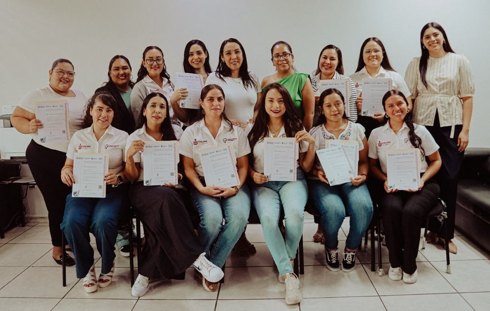 Personal del Instituto Colimense de las Mujeres se certifica en orientación telefónica a víctimas de violencia