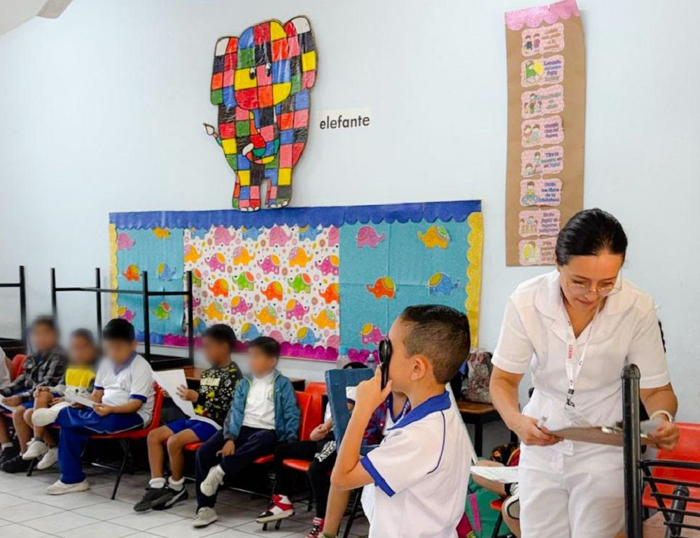 Refuerza IMSS Colima estrategia nacional “Vive saludable, vive feliz” en escuelas primarias públicas