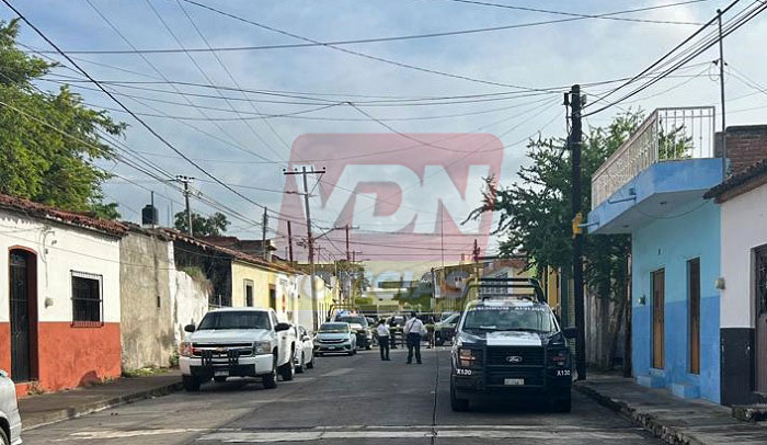 Grave hombre baleado en el Mezcalito, en Colima