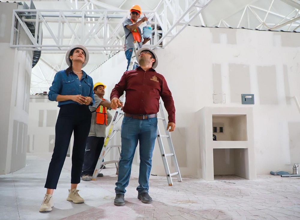 Manzanillenses tendrán espacios de atención dignos: Rosi Bayardo