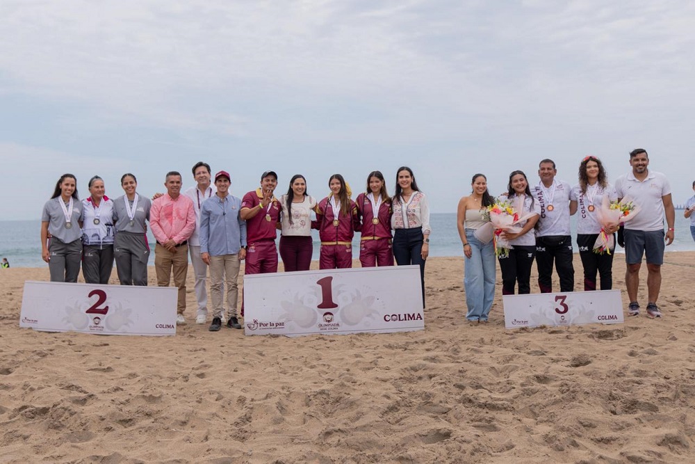 Indira Vizcaíno y Rommel Pacheco entregaron medallas en voleibol de playa de Olimpiada Nacional Conade 2025