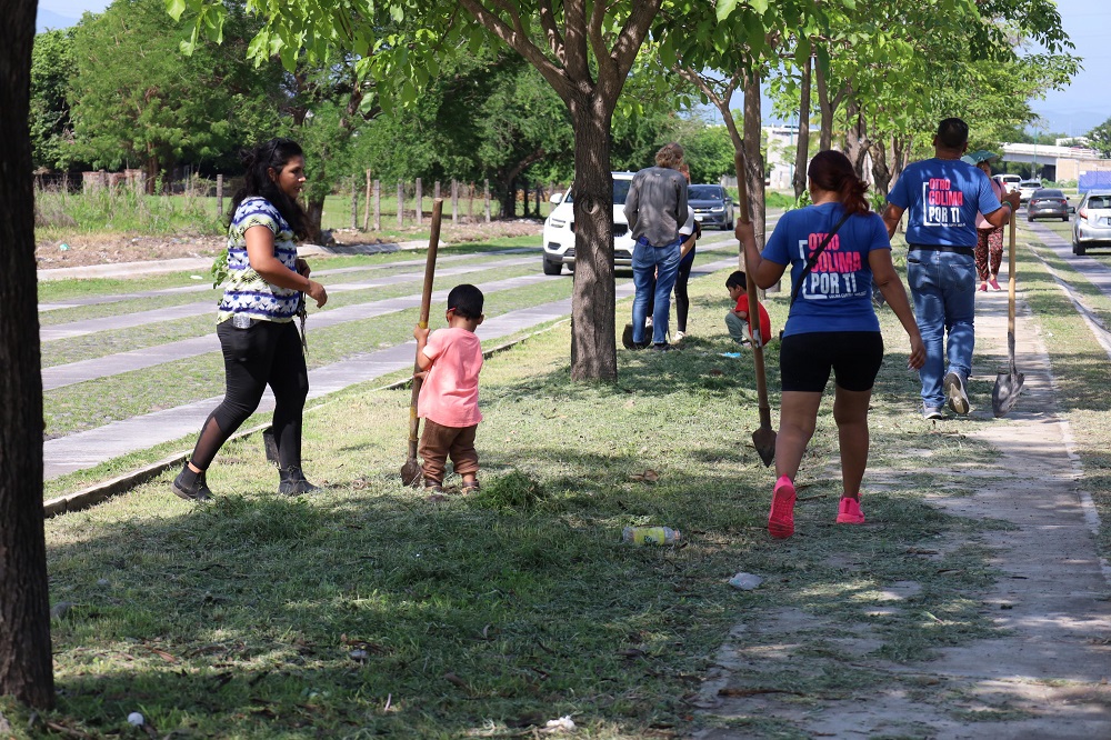 Gobierno de Riult Rivera impulsa campaña de reforestación urbana en la avenida Constitución