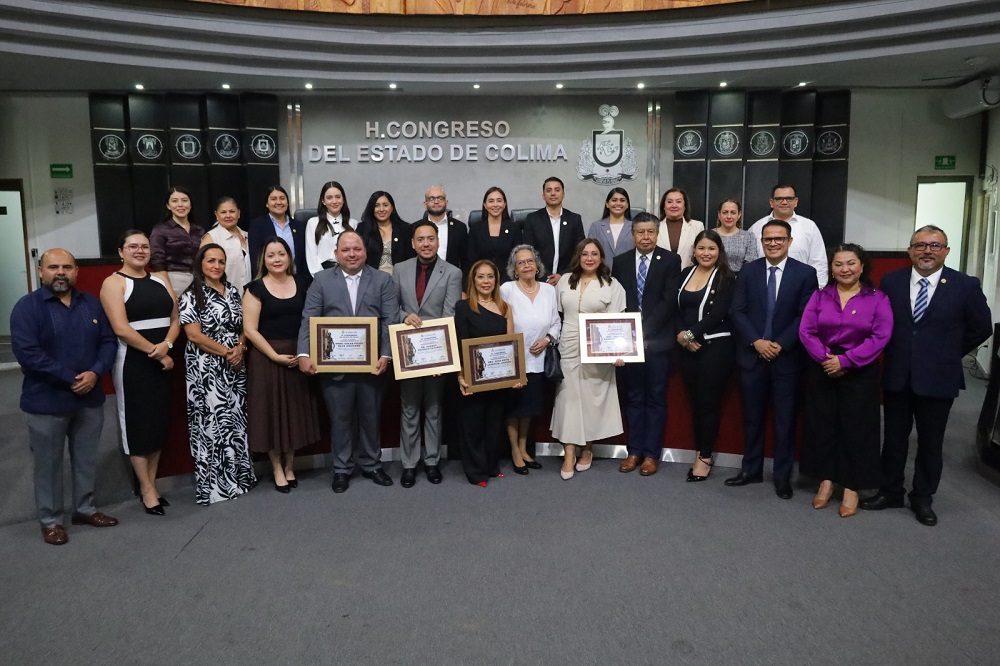 Reconocen labor de abogadas y abogados con condecoración 2025 “Licenciada Margarita Torres Huerta”