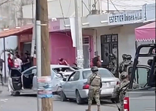 Asesinan en agresión a balazos, a una mujer en El Colomo, en Manzanillo