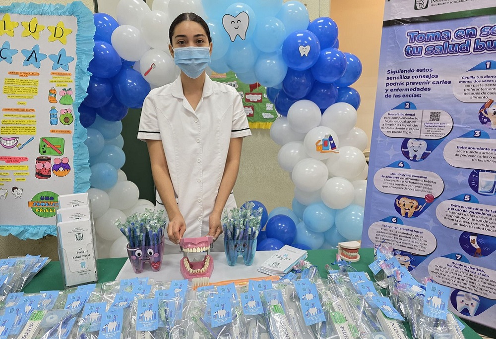 Fortalece IMSS Colima la prevención con la 2ª Feria de Salud Bucal en la UMF No. 18