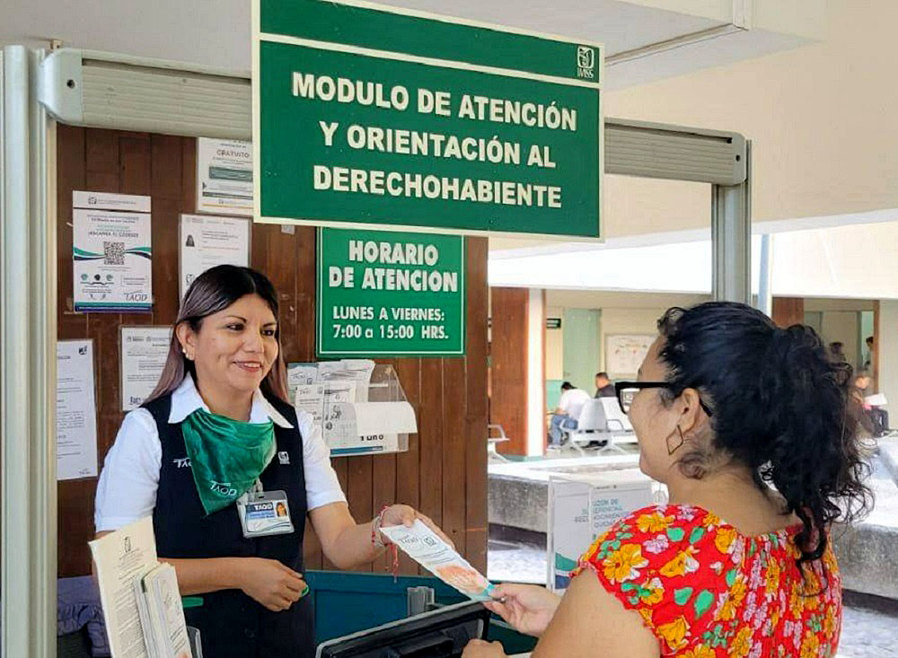 Fortalece IMSS Colima la atención a derechohabientes mediante personal TAOD