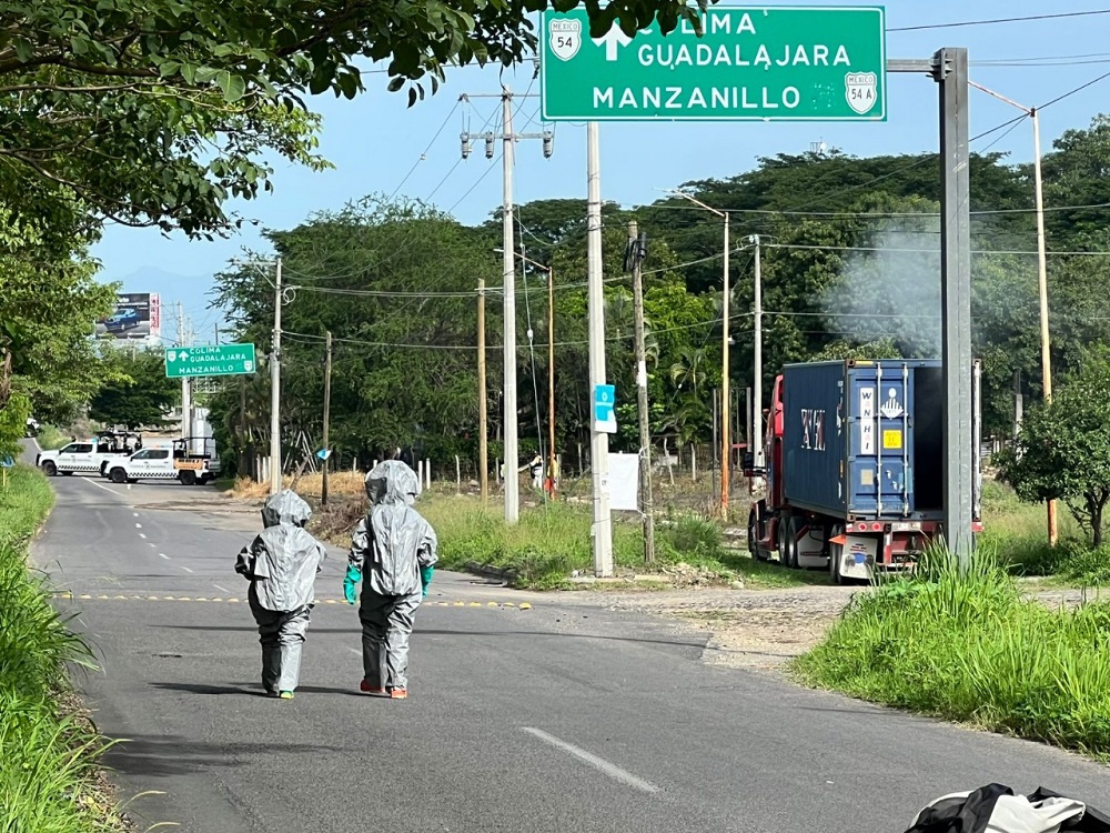UEPC participa en simulacro por supuesta fuga de material peligroso, en Colima