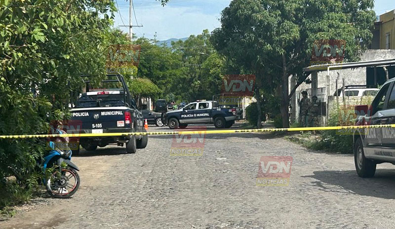 Muere hombre en vía pública, al parecer de causas naturales, en Villa Flores, de VdeA