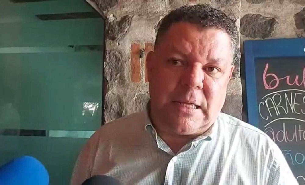 Virgilio Mendoza afirma que, pese a la negativa de Hacienda, continuará gestionando mayores recursos para el desarrollo del puerto de Manzanillo