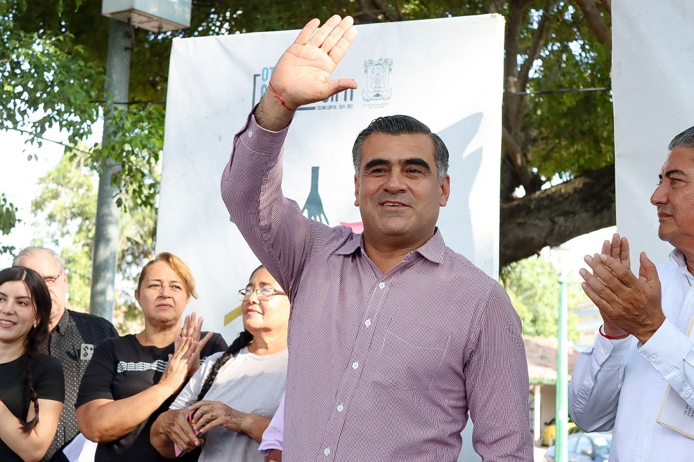 Me siento contento de ir cumpliendo compromisos que vienen a cambiar las cosas: Riult Rivera