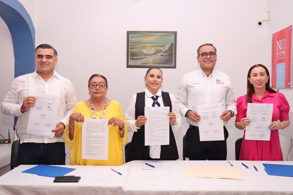 Colegio de Abogadas de Colima “Griselda Álvarez” y Notaría Pública No. 12 firman convenio para ayudar a personas en situación de vulnerabilidad
