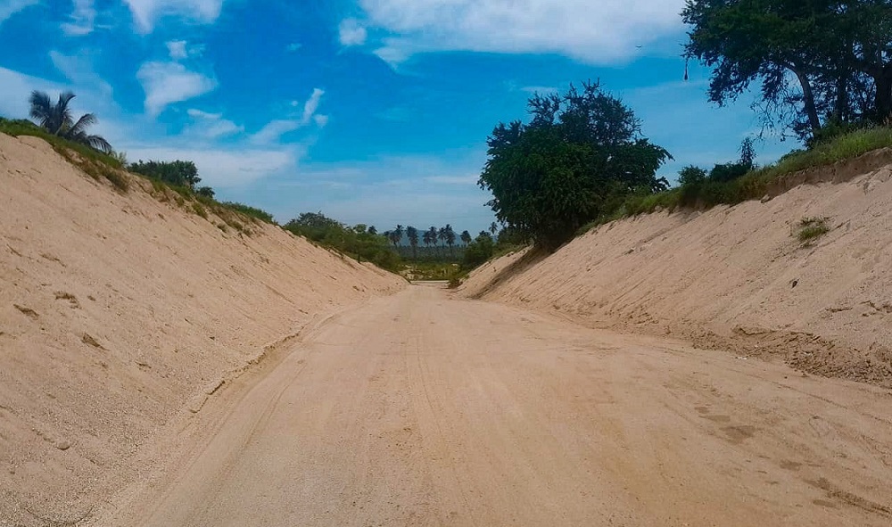 Gobierno del Estado de Colima concluye desazolve en Cerro del Águila, Manzanillo