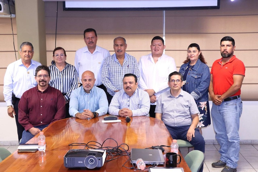 Gobierno del Estado de Colima entrega plazas definitivas con transparencia por mérito