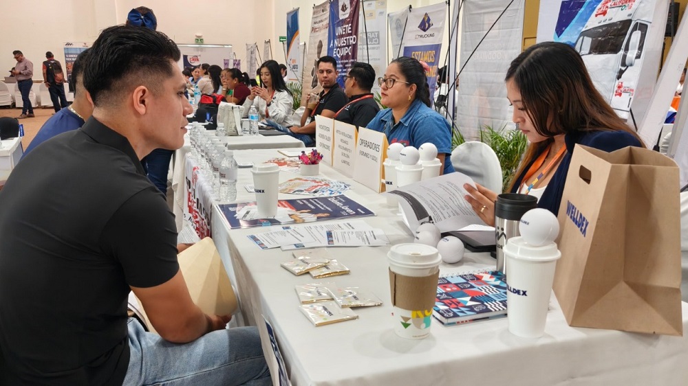 Gobierno del Estado de Colima impulsa empleos para jóvenes, en Manzanillo