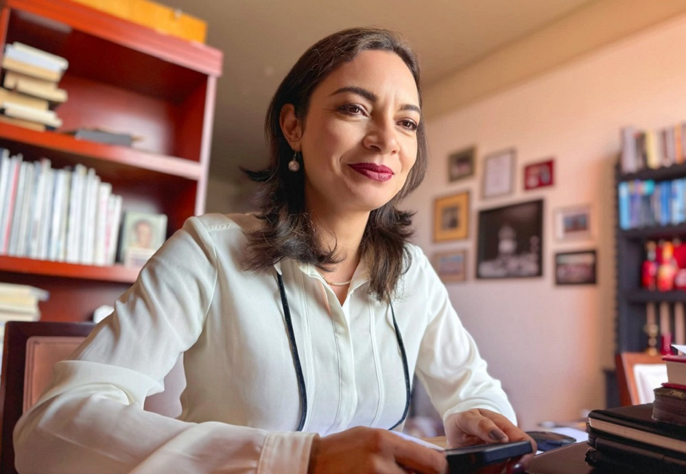 Sostiene Mely Romero encuentro virtual con jóvenes de todo el país; comparte experiencia y visión política