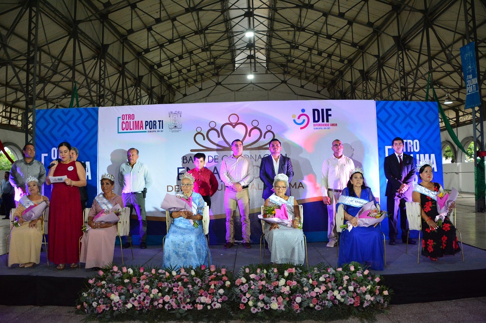 Riult Rivera celebra y reconoce a las Embajadoras 2025 de los Grupos de Adultos Mayores del DIF Municipal Colima