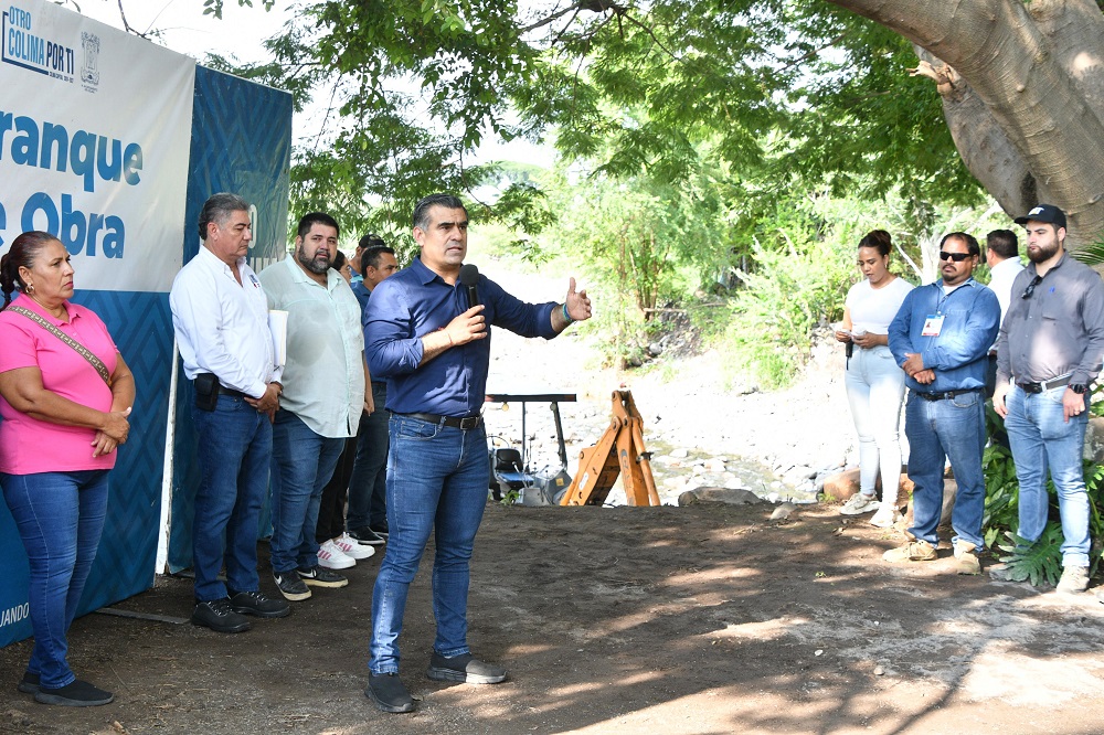 Arranca Riult Rivera construcción de muro de contención del Arroyo Pereyra en Prados del Sur