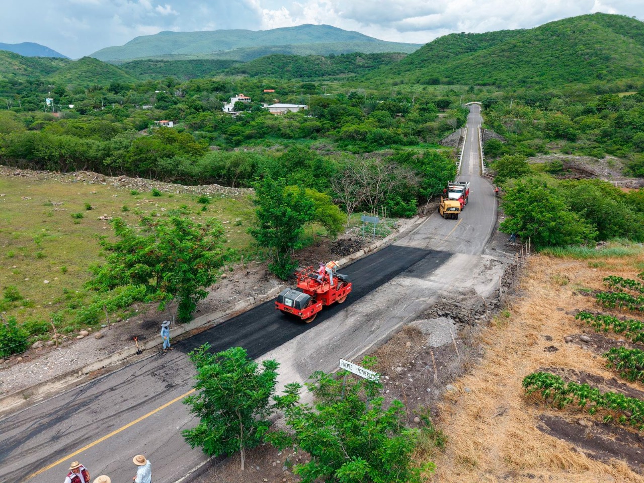 Gobierno del Estado rehabilita 31.5 kilómetros de carreteras en el municipio de Colima
