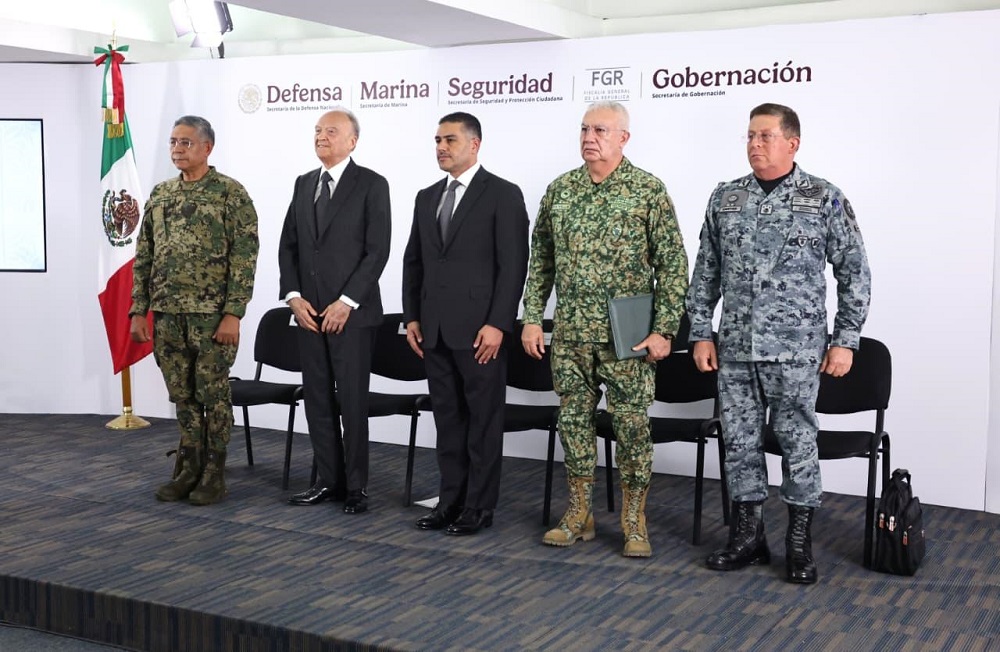 Consejo de Seguridad Nacional traslada a Estados Unidos de América a 26 generadores de violencia