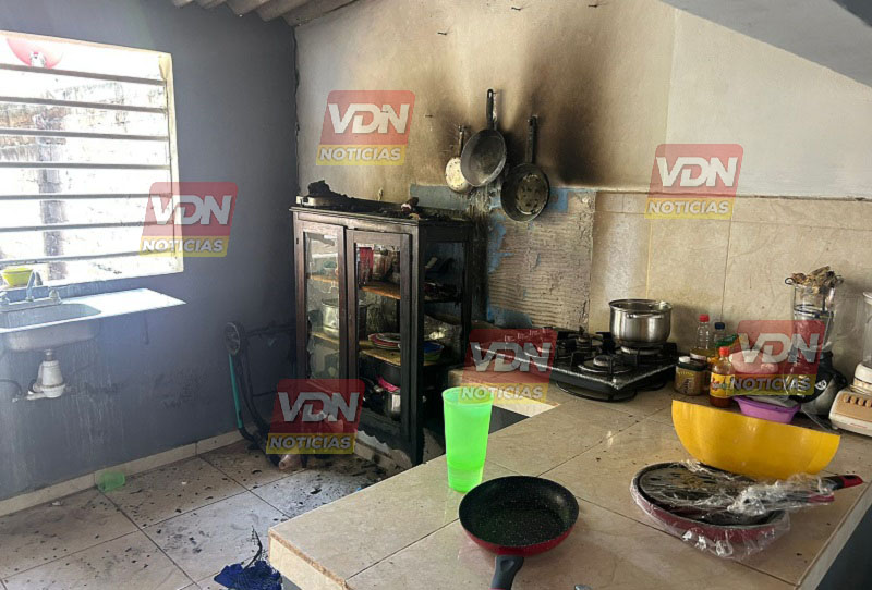 Tras explosión de tanque de gas, hombre resulta lesionado en Tecomán