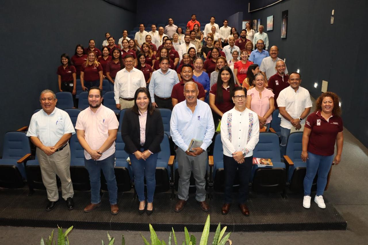 Conmemora Educación Colima el 54 Aniversario del Conafe